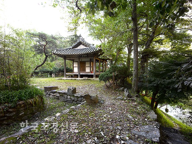 [한국의 명승] 자연환경과 인공적 조경을 조화시킨 사례 < 전통조경 < 조경·경관 < 기사본문 - Landscape Times [한국의 명승] 자연환경과... 
