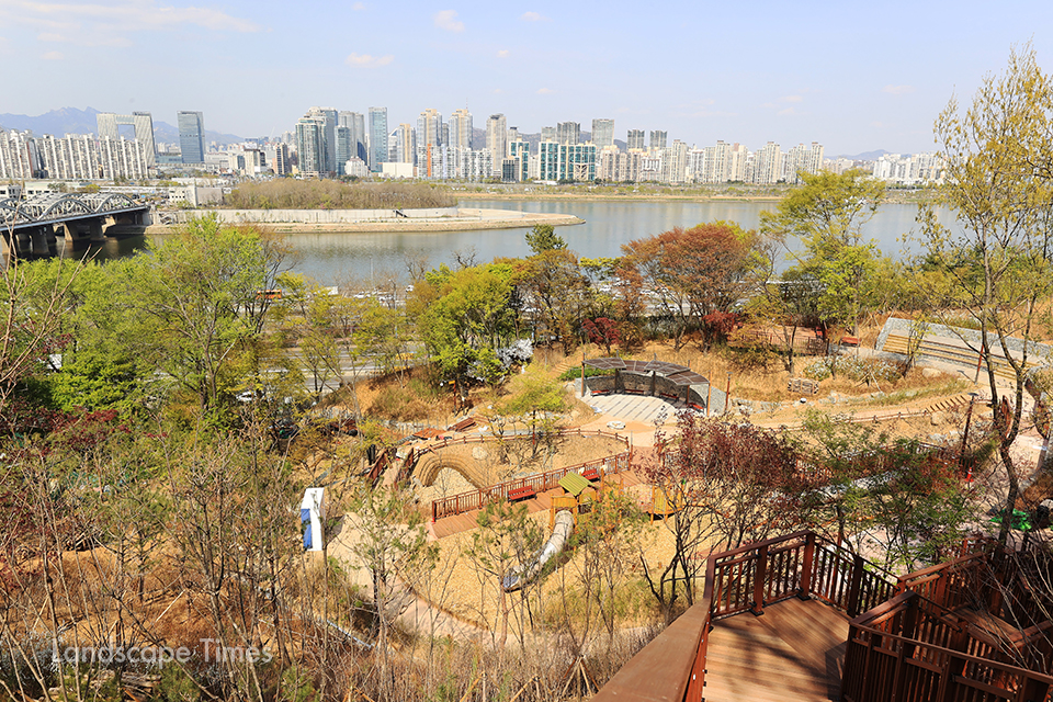 용양봉저정 공원 '자연마당' 조성모습 ⓒ동작구