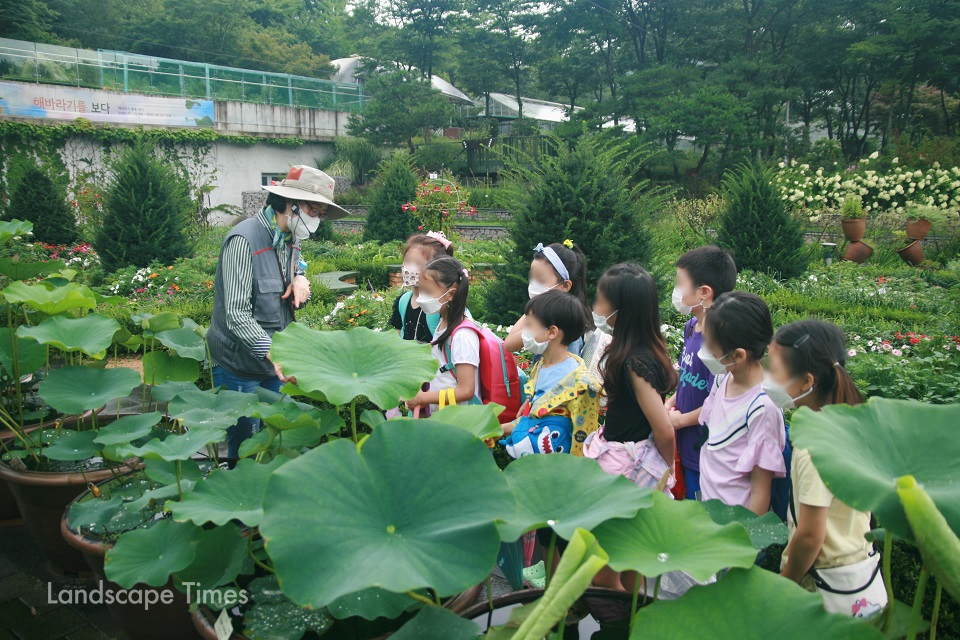 신구대학교식물원 식물원 해설가와 함께하는 여름방학 프로그램 ⓒ신구대학교식물원