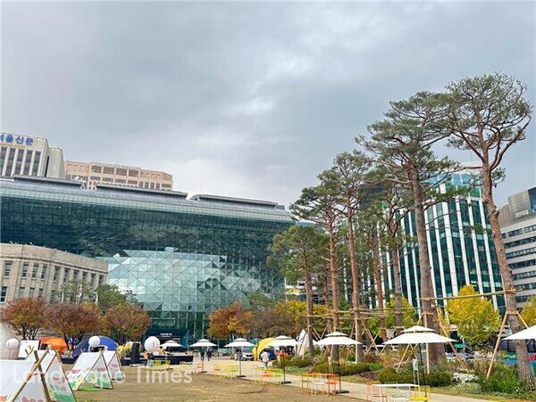 서울 광장숲 조성 1단계 완료 사진 ⓒ서울시