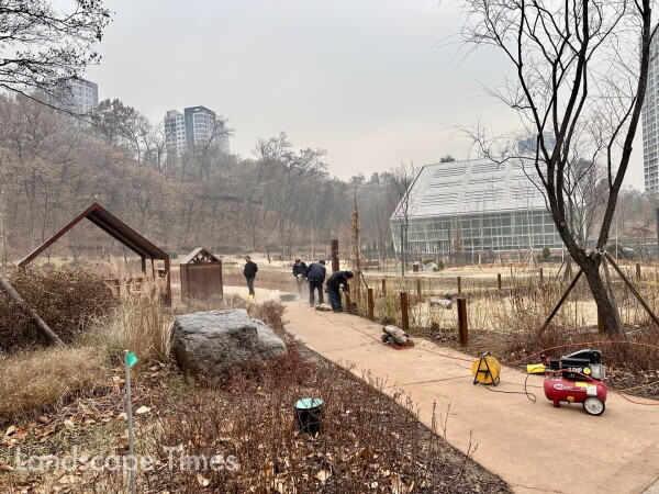 영흥수목원은 내년을 준비하고 있다.